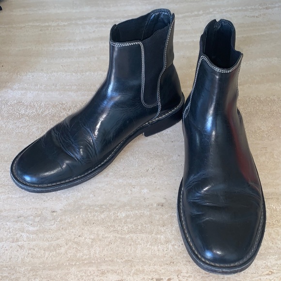 Cole Haan Other - 🎉HP🎉MEN’S COLE HAAN COUNTRY black leather ankle boots, pull-on.  9.5M EUC